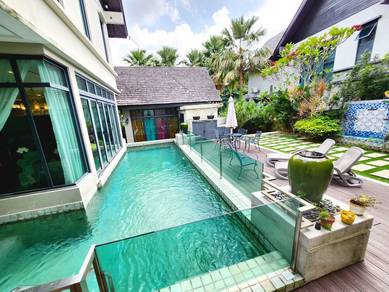 Bungalow The Enclave (with pool + lif )@ Bukit Jelutong  Shah Alam