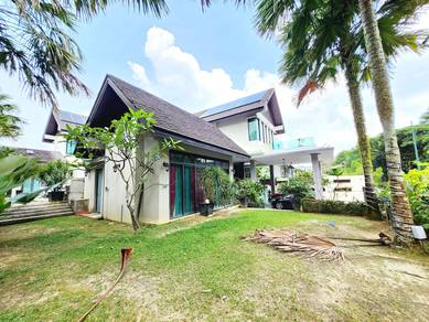 Bungalow The Enclave (with pool + lif )@ Bukit Jelutong  Shah Alam