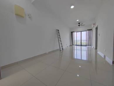 【 Medium Floor , Semi Furnished 】 Legendview, Behind Lotus Rawang