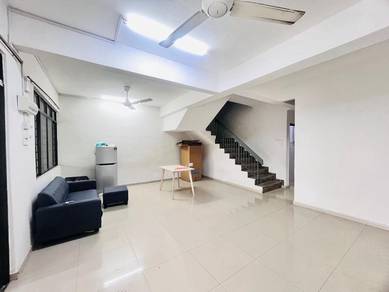 Johor Jaya 2 Storey House for RENT Tebrau molek Johor