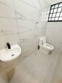 Senai full loan low cost double storey renovated condition unit