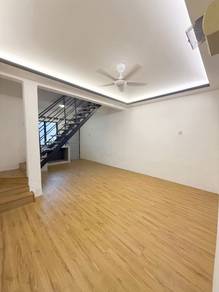 Senai full loan low cost double storey renovated condition unit