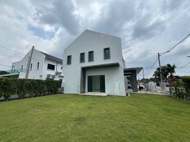 New Corner Lot - Double Storey Taman Chembung Utama Rembau for sale