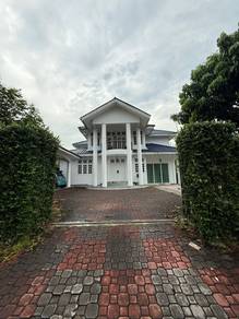 Bungalow Taman Nong Chik Nicely Renovated 7B 4BR Fuly Renovated 