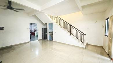 Nusantara Prima - Rumah 2 Tingkat renovated @ untuk DIJUAL