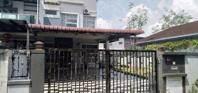 Taman Bukit Indah Double Storey End Lot with Land Bigger Gate&Guarded