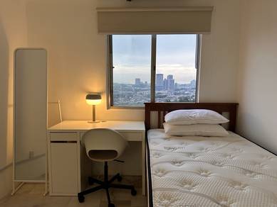 IKEA Medium Room 🛌 High Floor City View 🏞 Bukit Pandan 2 Condo 🏙️