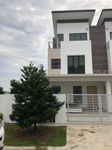 Setia Utama 2, Setia Alam 3 Storey Terrace Corner House