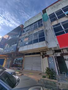Wakaf Siku 3storeys Shoplot 20'x80'
