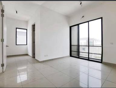 Setia Utama 1, Setia Alam 3 Storey Semi-D For Sale