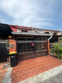 Renovated Fully Extended Rumah dekat pelbagai kemudahan