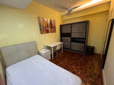 Bangsar south , Pantai Panorama Condo
