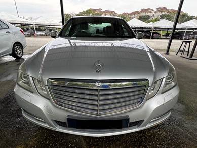 SUPERB TIP TOP 2012 Mercedes Benz E200 CGI 1.8 (A)