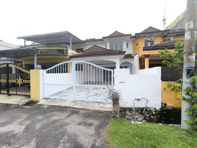 Below market value - Double storey at Pandan Perdana - newly refurbish