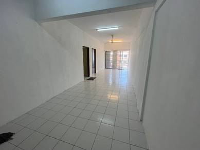{Below market price} Vista Bayu Apartment , Klang , Must view it