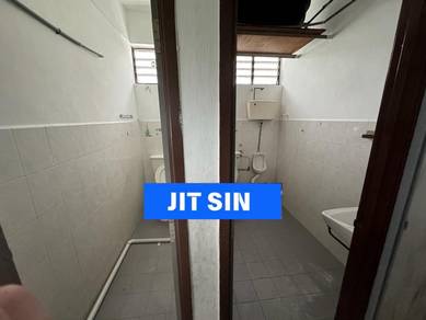 First Floor!! Jalan Perak 1400sf Cheap Good Location Jelutong
