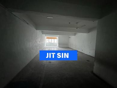 First Floor!! Jalan Perak 1400sf Cheap Good Location Jelutong