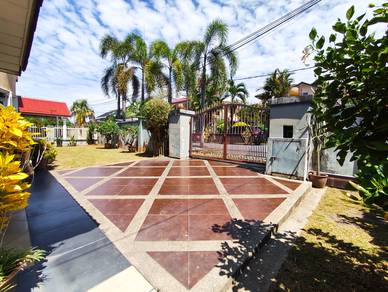 Fully Renovated, Double Storey Bungalow, Bandar Bukit Beruntung, Rawan