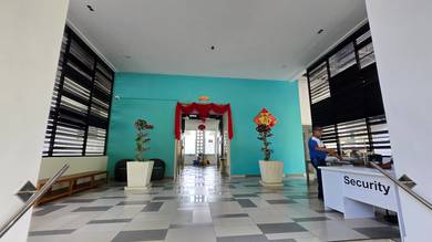Surin Condo At Tanjung Bungah Penang For Sale