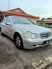 Mercedes Benz C200 K AVANTGARDE (CBU) 2.0 (A)