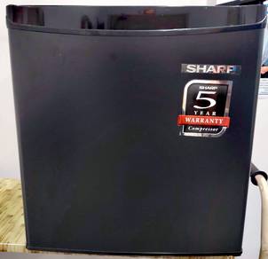 Sharp Mini fridge 