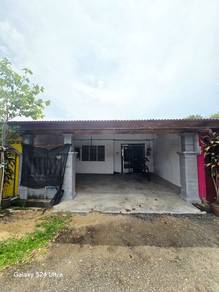 Teres Setingkat Taman Tanah Putih Baru Kuantan