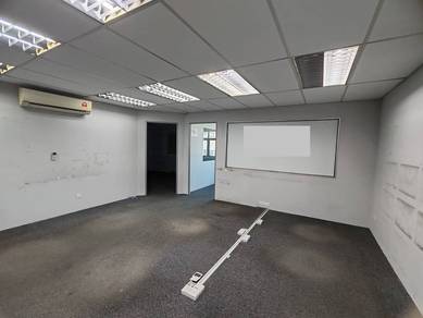 Corner Unit,Near MRT & Mall, KL View Office at Queens Avenue Cheras KL