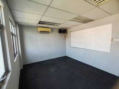 Corner Unit,Near MRT & Mall, KL View Office at Queens Avenue Cheras KL