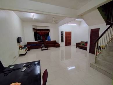 2sty Taman Universiti, UTHM Parit Raja