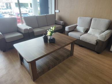 90% new Sofa