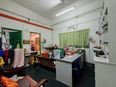 Oug 2 Adjoining Lots Upper Floor Office for Rent
