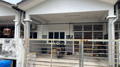 Bilik Untuk Disewa