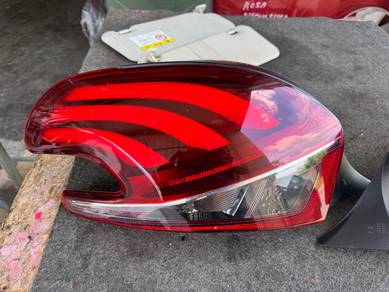 No 8-10-10 Peugeot 208 NFL Led Rear Lamp