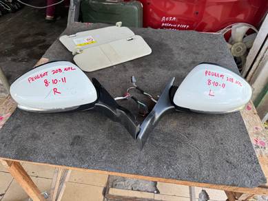 No 8-10-11 Peugeot 208 NFL 2018 Side Mirror