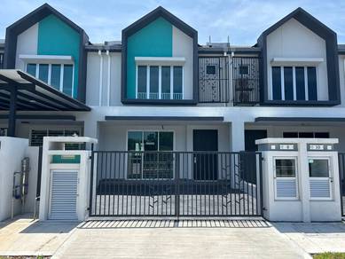 Brand New Serenia Ariya 2 Storey Terrace House for sale ! Facing Open!