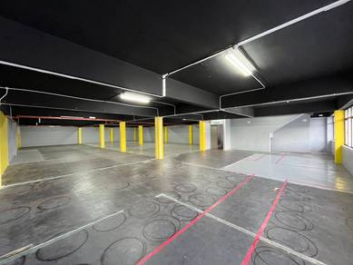Facing Road 3 Storey Shop Warehouse Mergong Alor Setar For Rent