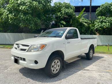 Toyota HILUX 2.5 G SINGLE CAB (M)