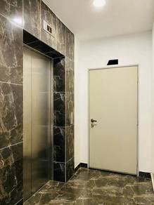 All Race D Summit Apartment Fully Furnished Corner Unit  Private Lift