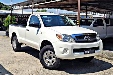 Toyota HILUX 2.5D TURBO SINGLE CAB NEW TYRE 2005