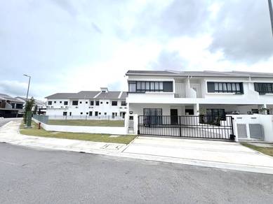 (CORNER LOT) Double Storey Superlink Sejati Lakeside Phase 3 Cyberjaya