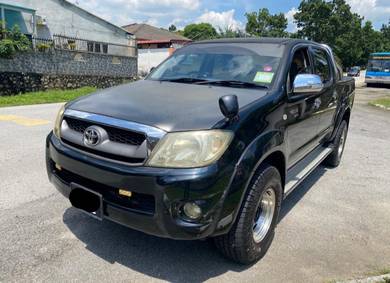 Toyota HILUX 2.5 G (A)