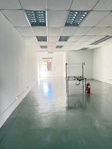 First Floor shop lot for rent at Permatang Sintok ,Penaga .