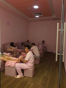Massage spa and reflexology