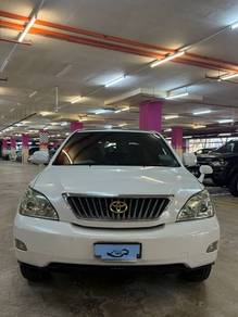Toyota HARRIER 2.4 PREMIUM L PWRBOOT/PANAROOF
