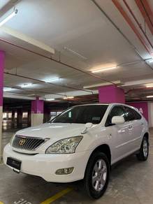 Toyota HARRIER 2.4 PREMIUM L PWRBOOT/PANAROOF