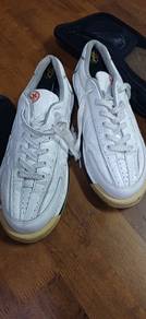 Max rise k-3 bowling shoes shoes saiz 10us