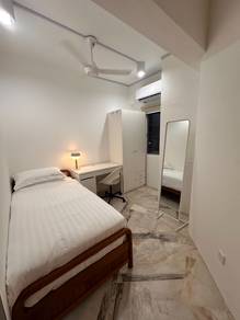 IKEA Single Room 🛌 High Flr Mountain View 🏞 Bukit Pandan 2 Condo 🏙️