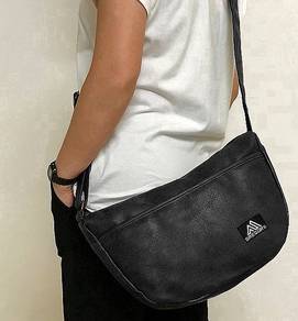 Gregory Leather Men's SlingBag