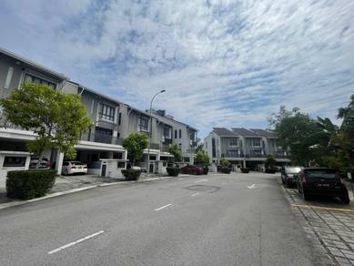 100%Loan Freehold SiapReno 2Sty Townhouse Bukit Mahkota Bangi Kajang