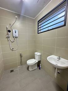Premium room with private bathroom for rent at Seremban
